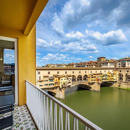 Yd Balcony On Pontevecchio View Florença Exterior foto
